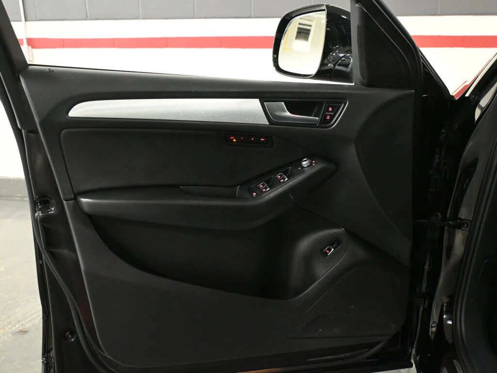 Audi Q5  2.0T* Quattro* Progressiv* АвтоКредит(ЦЕНА ДО БГ), снимка 9 - Автомобили и джипове - 53771788