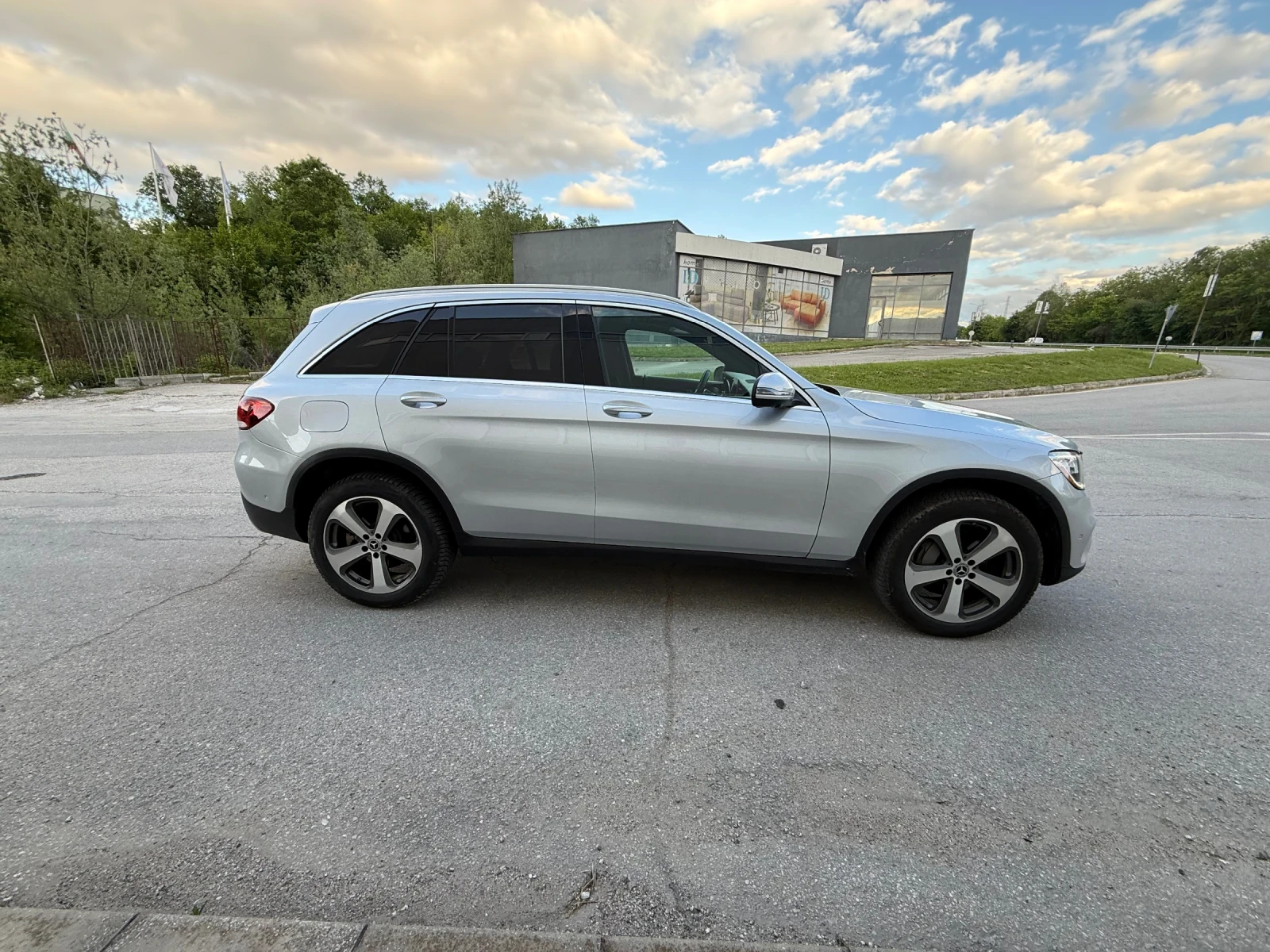 Mercedes-Benz GLC 300, снимка 5 - Автомобили и джипове - 54609054