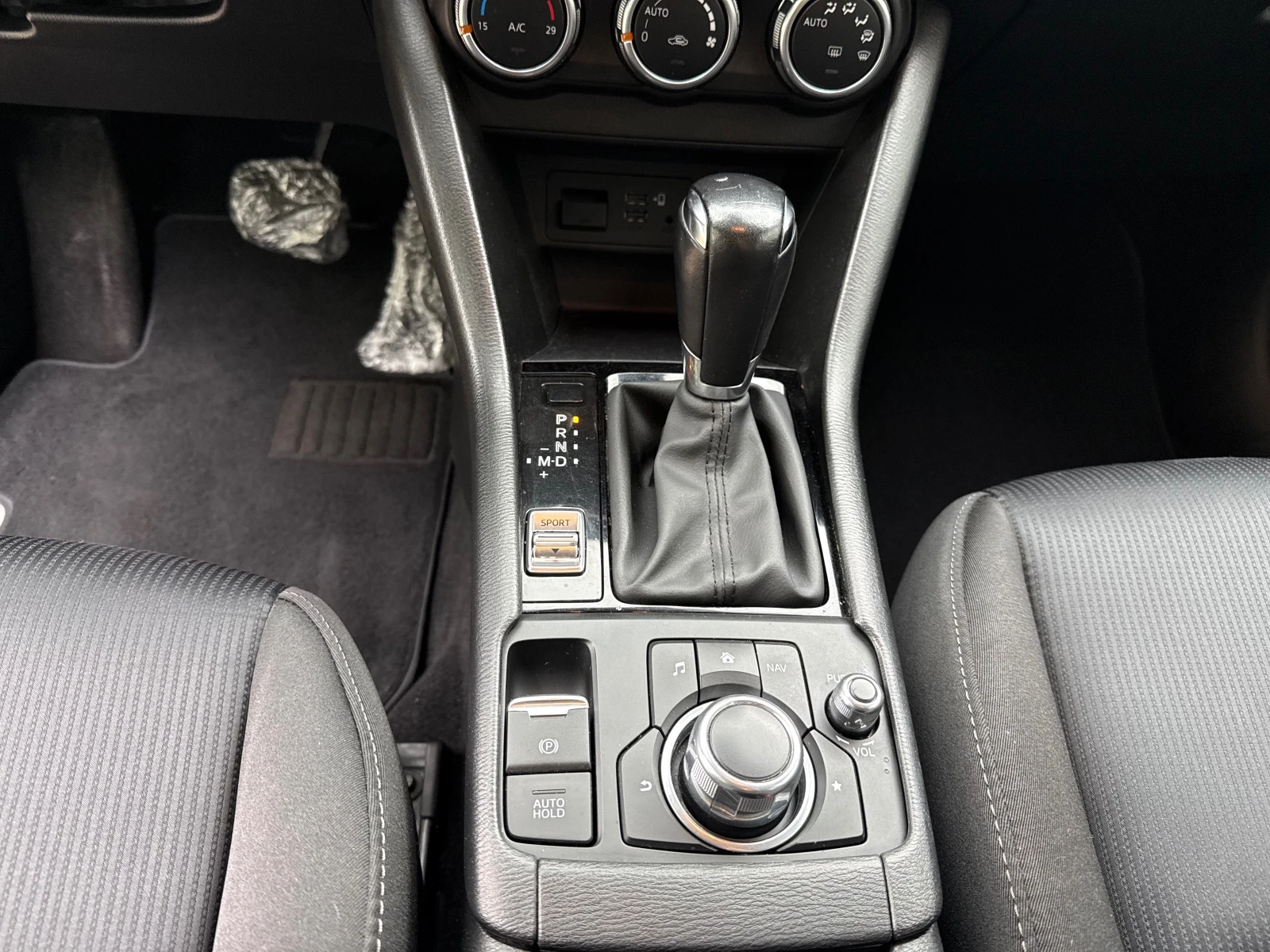 Mazda CX-3 Touring, снимка 13 - Автомобили и джипове - 54645178