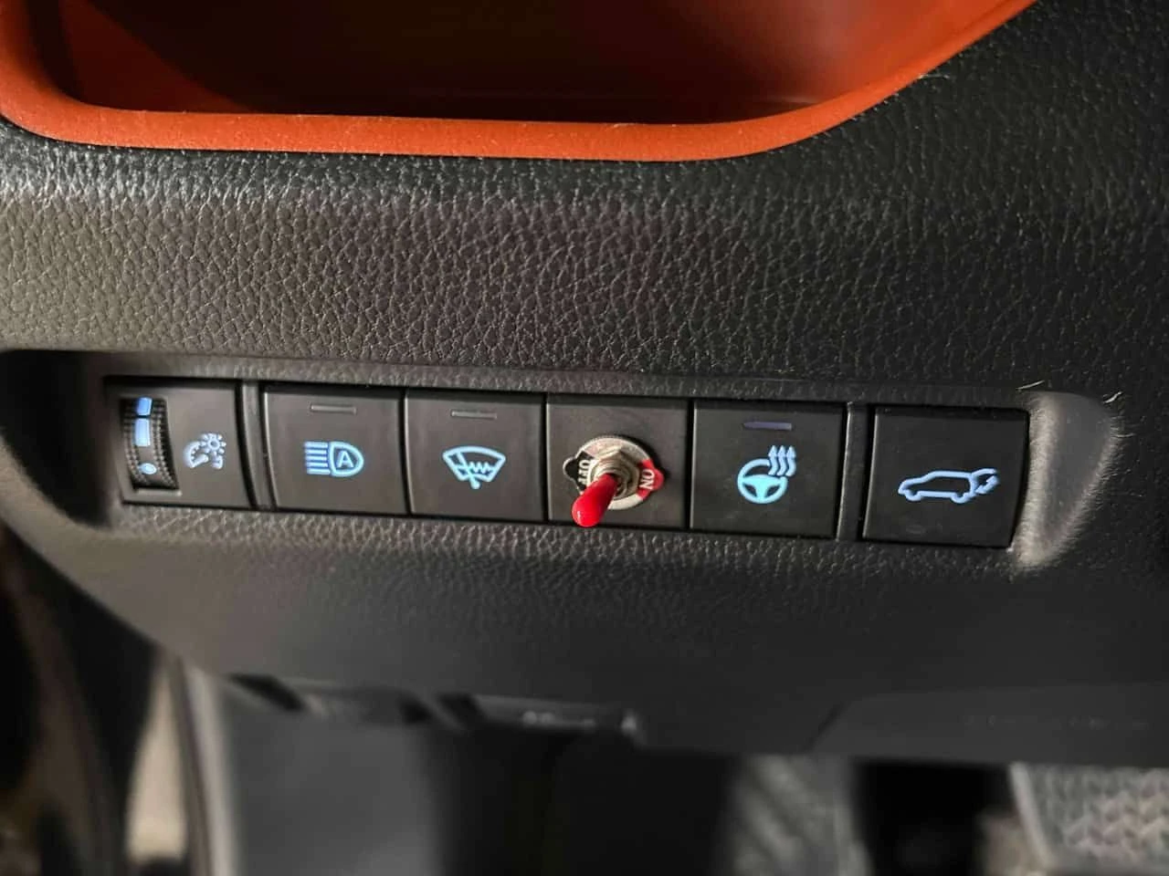 Toyota Rav4 Trail | CARFAX | ���������� ��� ������������ ����� | Mobile.bg � ����������� 11