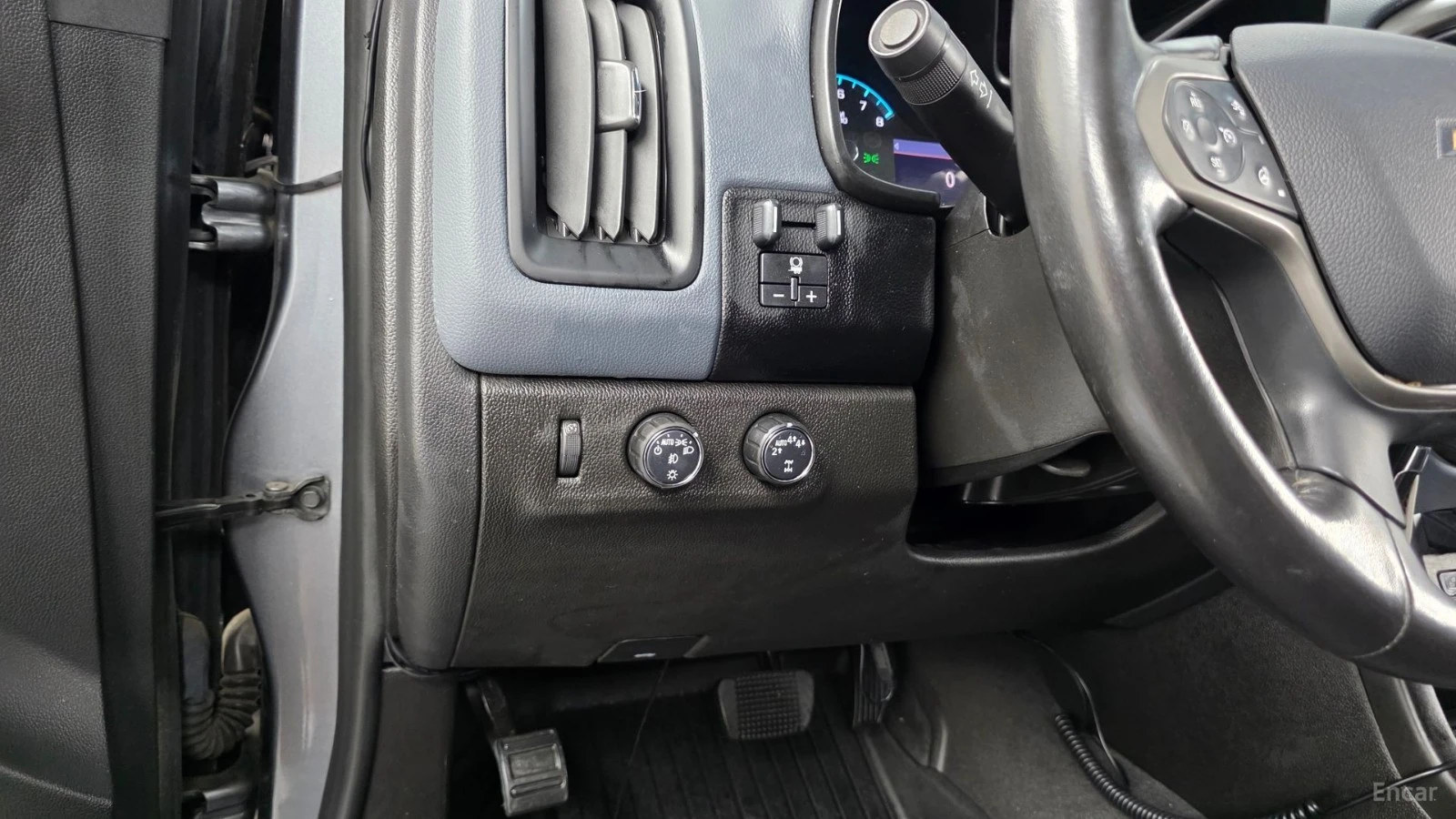 Chevrolet Colorado 3.6* 4WD* BOSE* КОЖА* ПОДГРЕВ* КАМЕРА* NAVI* , снимка 15 - Автомобили и джипове - 55628594