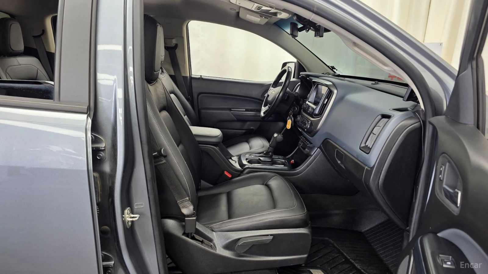 Chevrolet Colorado 3.6* 4WD* BOSE* КОЖА* ПОДГРЕВ* КАМЕРА* NAVI* , снимка 10 - Автомобили и джипове - 55628594