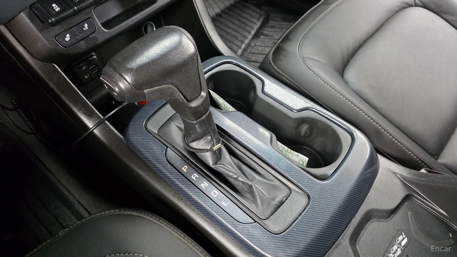 Chevrolet Colorado 3.6* 4WD* BOSE* КОЖА* ПОДГРЕВ* КАМЕРА* NAVI* , снимка 8 - Автомобили и джипове - 55628594