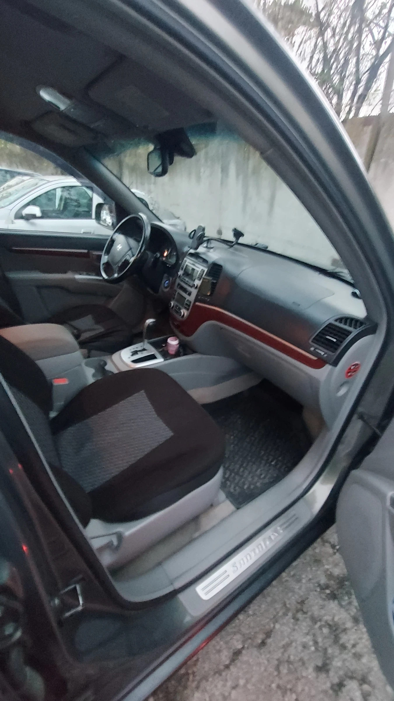 Hyundai Santa fe 2.7  V6 4?4, снимка 7 - Автомобили и джипове - 55656107