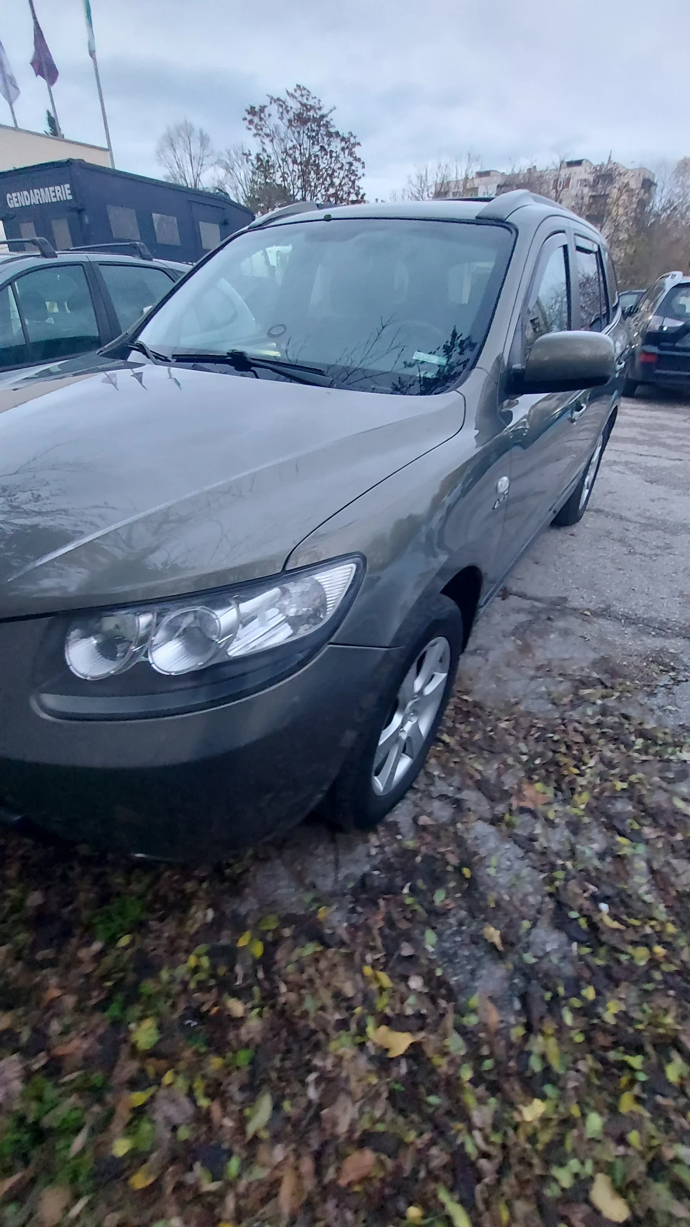 Hyundai Santa fe 2.7  V6 4?4, снимка 3 - Автомобили и джипове - 55656107