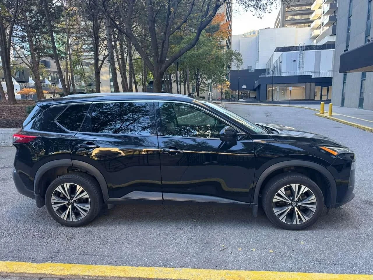 Nissan Rogue, снимка 7 - Автомобили и джипове - 56717947