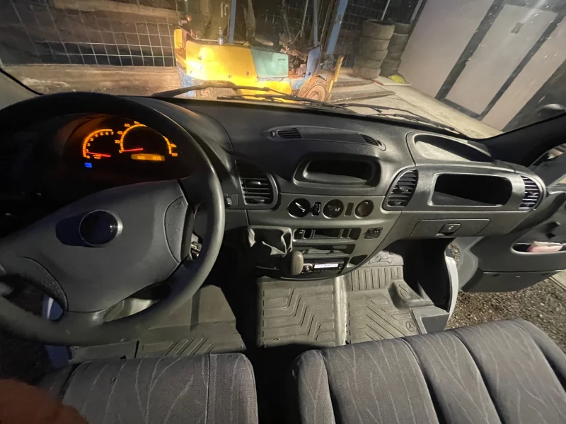 Mercedes-Benz Sprinter 413 3500кг, снимка 11 - Бусове и автобуси - 48970070