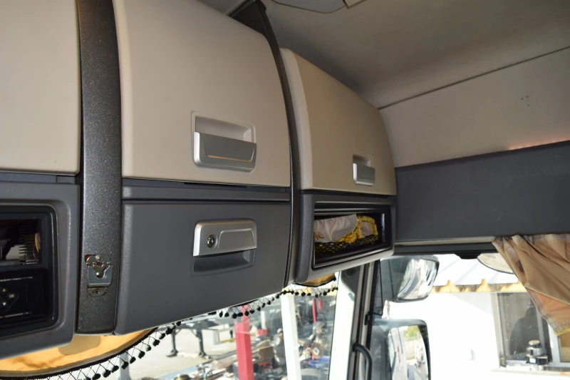 Renault T High, снимка 14 - Камиони - 52066866