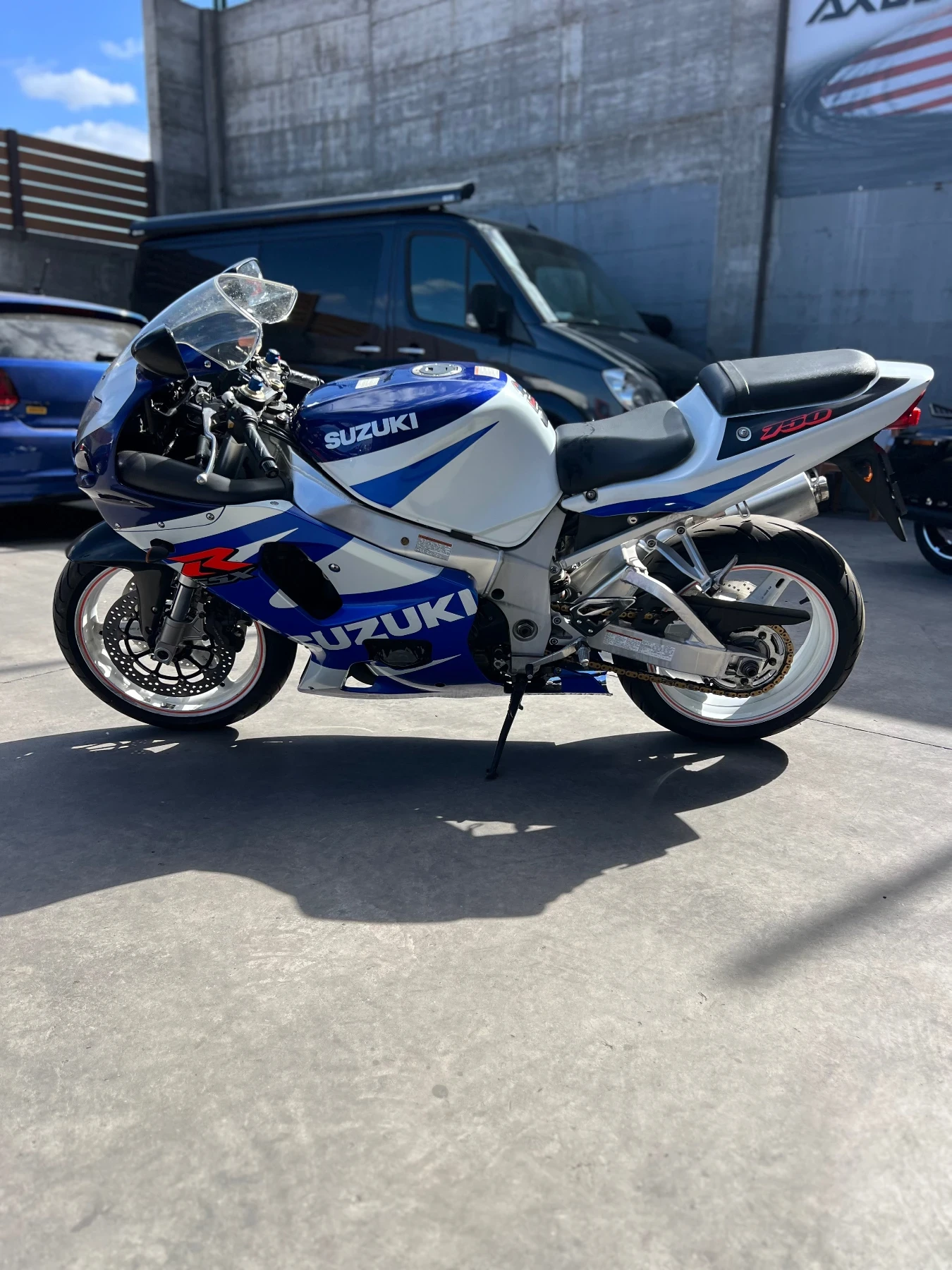 Suzuki Gsxr K2 750 | Mobile.bg   13