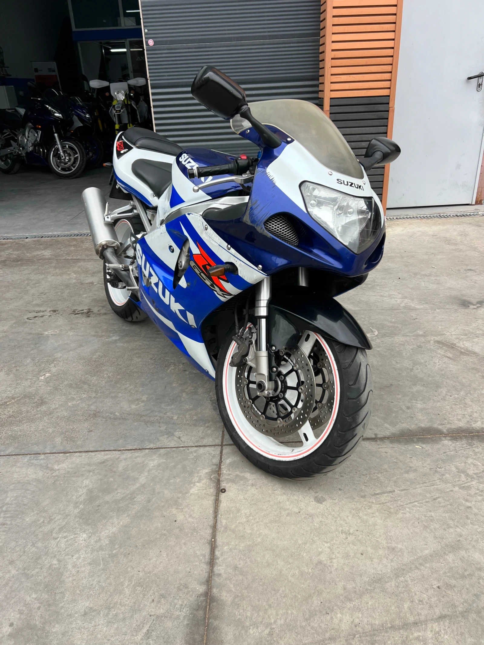 Suzuki Gsxr K2 750 - изображение 9