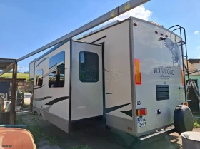 Каравана Rockwood Signature ultra lite , снимка 3