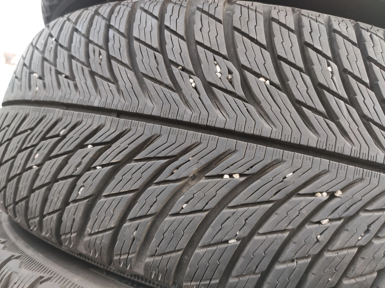  235/60R18 | Mobile.bg   2