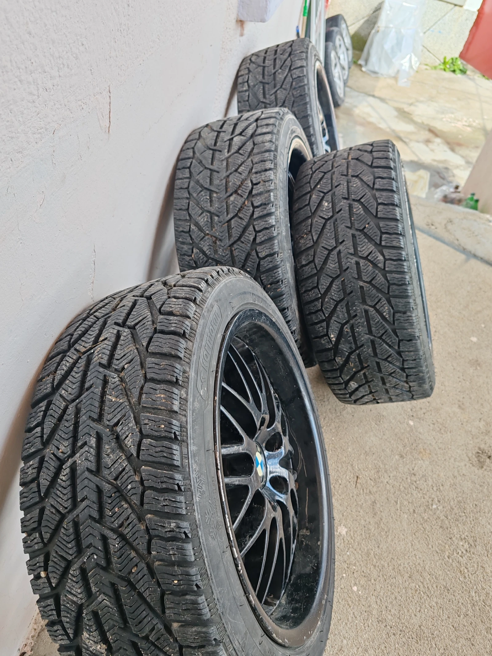 Гуми с джанти Kormoran 245/40R18, снимка 3 - Гуми и джанти - 54489532