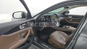 Mercedes-Benz E 220 ПОДГРЕВИ * ПАНО * KEYLESS * ФИСКИСИРАНА ЦЕНА ДО БГ, снимка 10