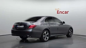 Mercedes-Benz E 220 ПОДГРЕВИ * ПАНО * KEYLESS * ФИСКИСИРАНА ЦЕНА ДО БГ, снимка 2