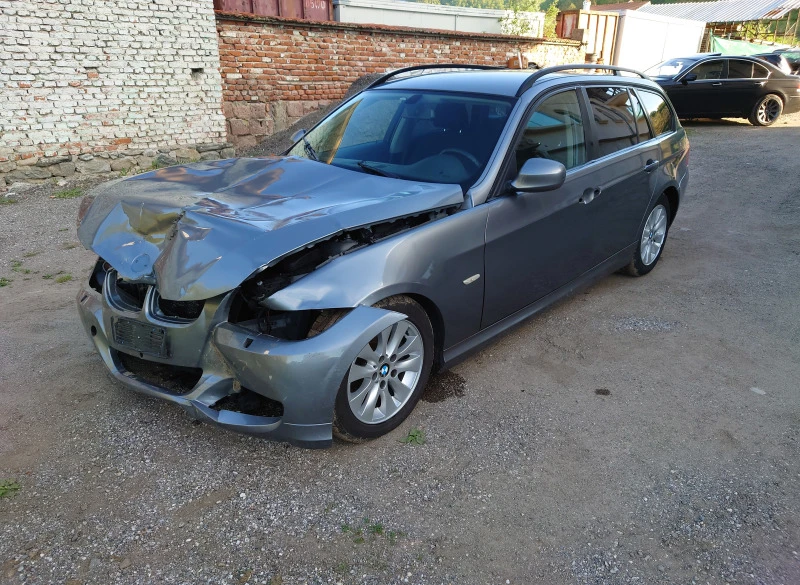 BMW 320 177 Навигация, снимка 2 - Автомобили и джипове - 47310053