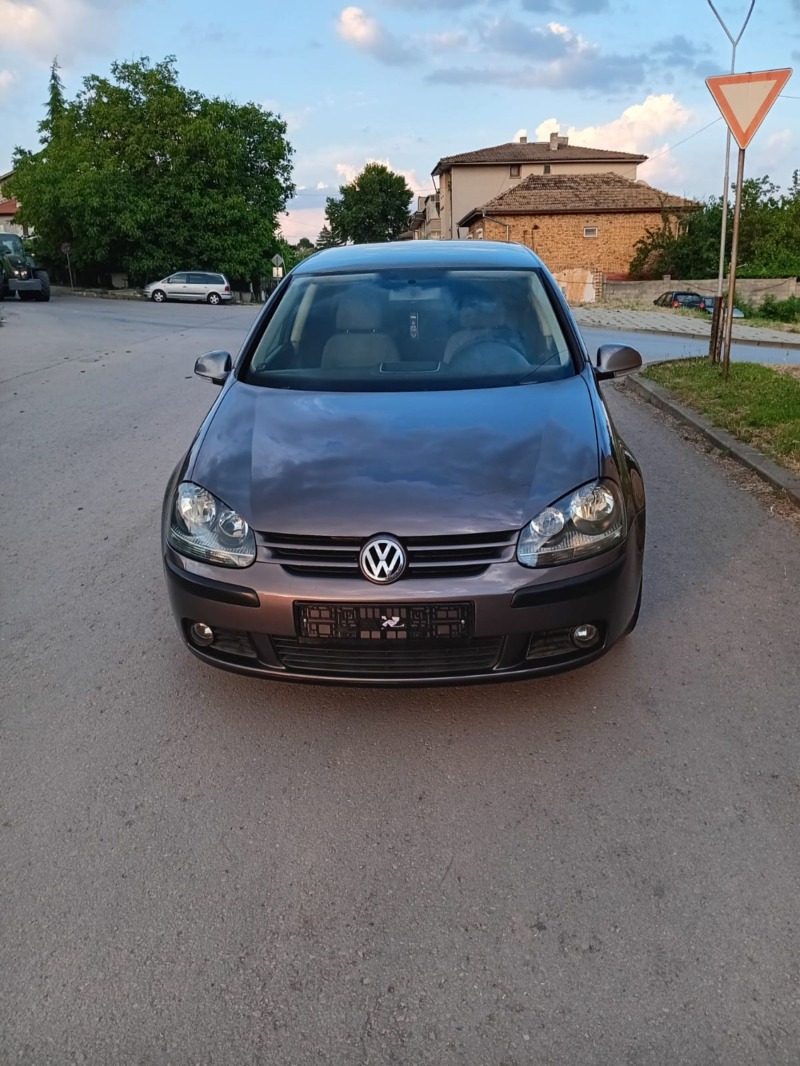 VW Golf 1.9TDI Италия, снимка 3 - Автомобили и джипове - 46293701