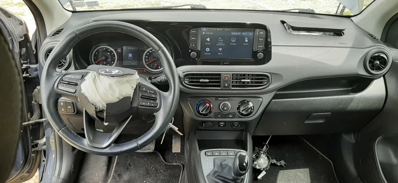 Hyundai I10 1.2i, снимка 6 - Автомобили и джипове - 50223826