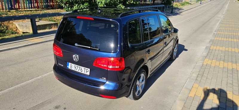 VW Touran 1.4 FSI/Метан, снимка 13 - Автомобили и джипове - 50906128