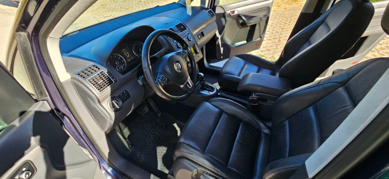 VW Touran 1.4 FSI/Метан, снимка 6 - Автомобили и джипове - 50906128