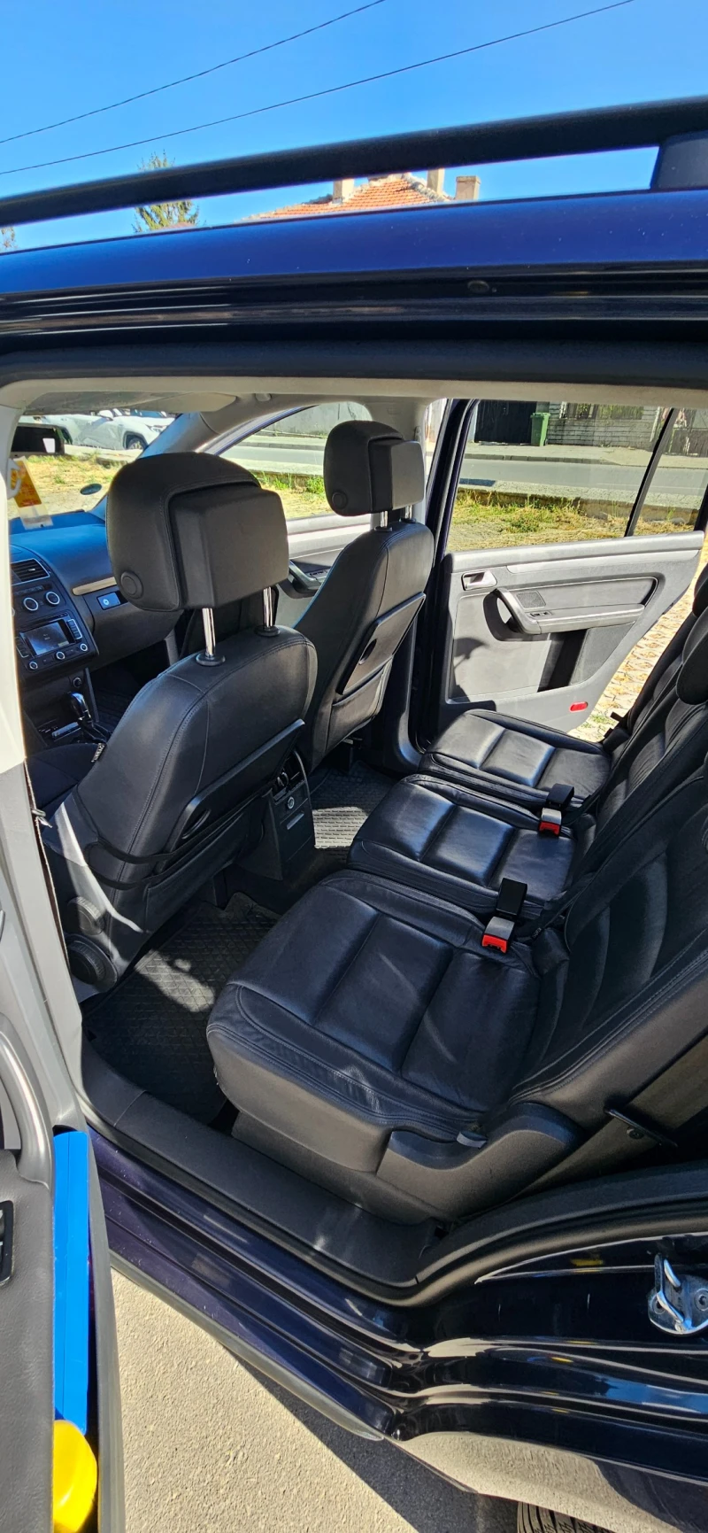 VW Touran 1.4 FSI/Метан, снимка 4 - Автомобили и джипове - 50906128