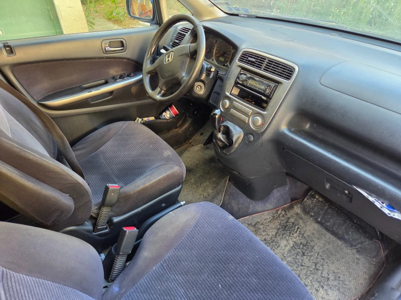 Honda Stream, снимка 4 - Автомобили и джипове - 52479268