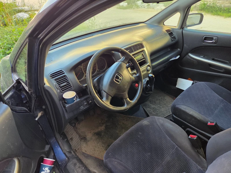 Honda Stream, снимка 2 - Автомобили и джипове - 52479268