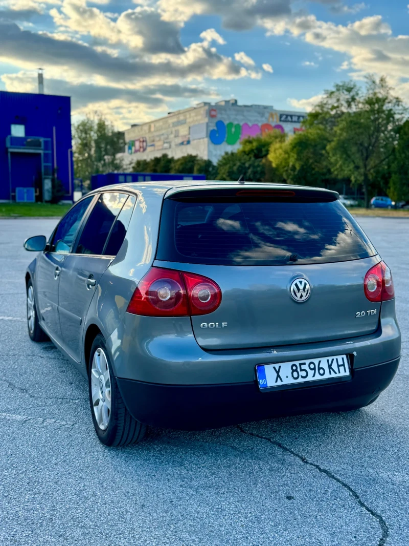 VW Golf 2.0 TDI, снимка 6 - Автомобили и джипове - 52711414