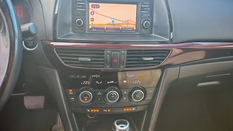 Mazda 6 2.2D-175k.ТОП СЪСТОЯНИЕ СЕРВИЗНА КНИЖКА , снимка 17 - Автомобили и джипове - 52876644