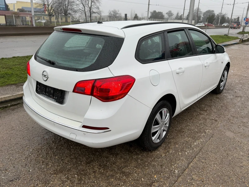 Opel Astra 1, 6-136 FACELIFT, снимка 5 - Автомобили и джипове - 53023683