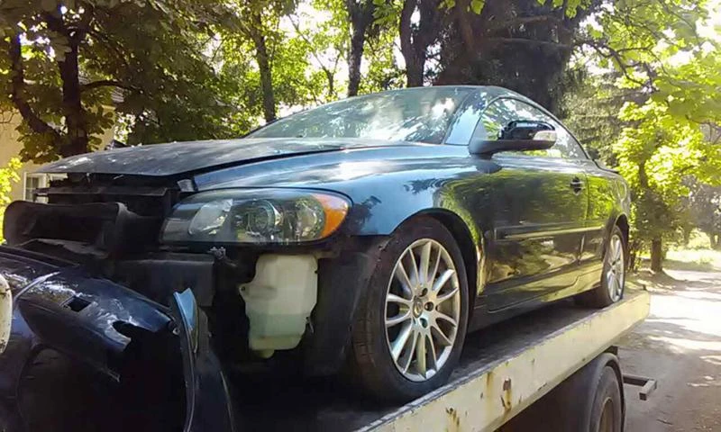 Volvo C70, снимка 1 - Автомобили и джипове - 47922971