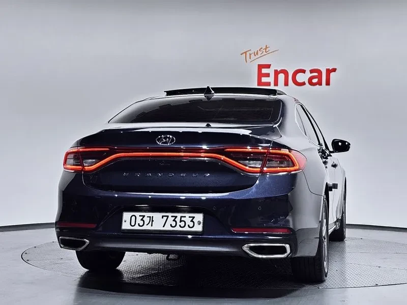 Hyundai Grandeur Ig 2.4 Premium, снимка 4 - Автомобили и джипове - 56306358