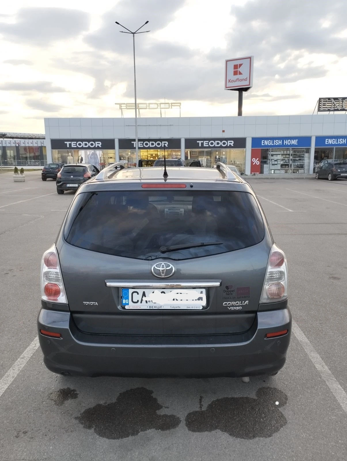 Toyota Corolla verso  - изображение 2