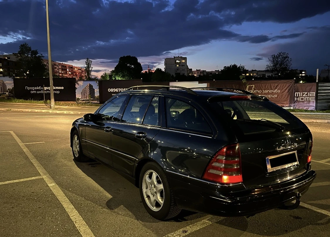 Mercedes-Benz C 220 2.2  - изображение 5