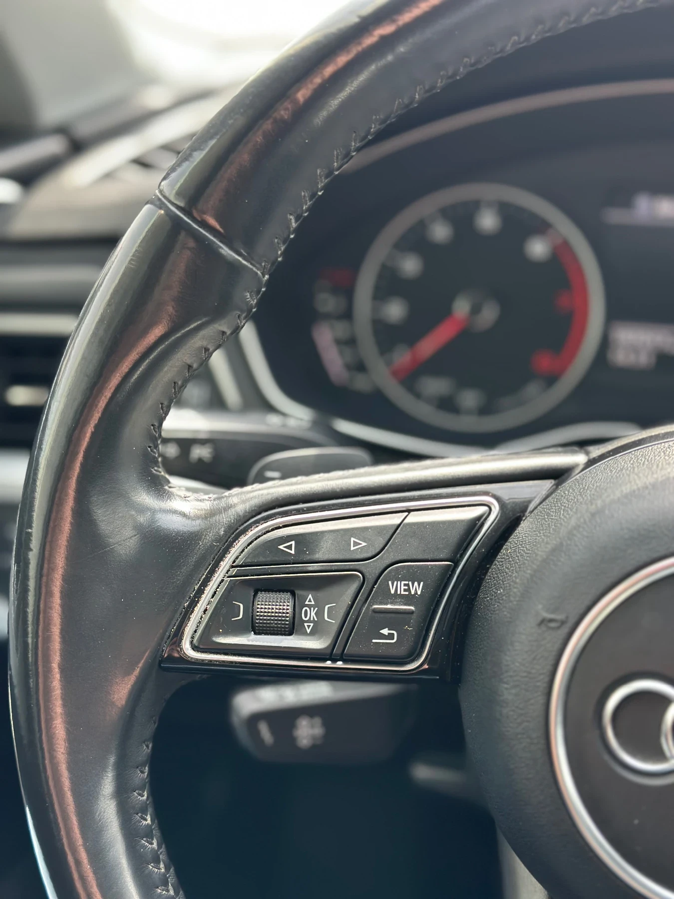 Audi A4 /QUATTRO/STRONIC/AMBIENTLIGHT/DYNAMIC | Mobile.bg   13