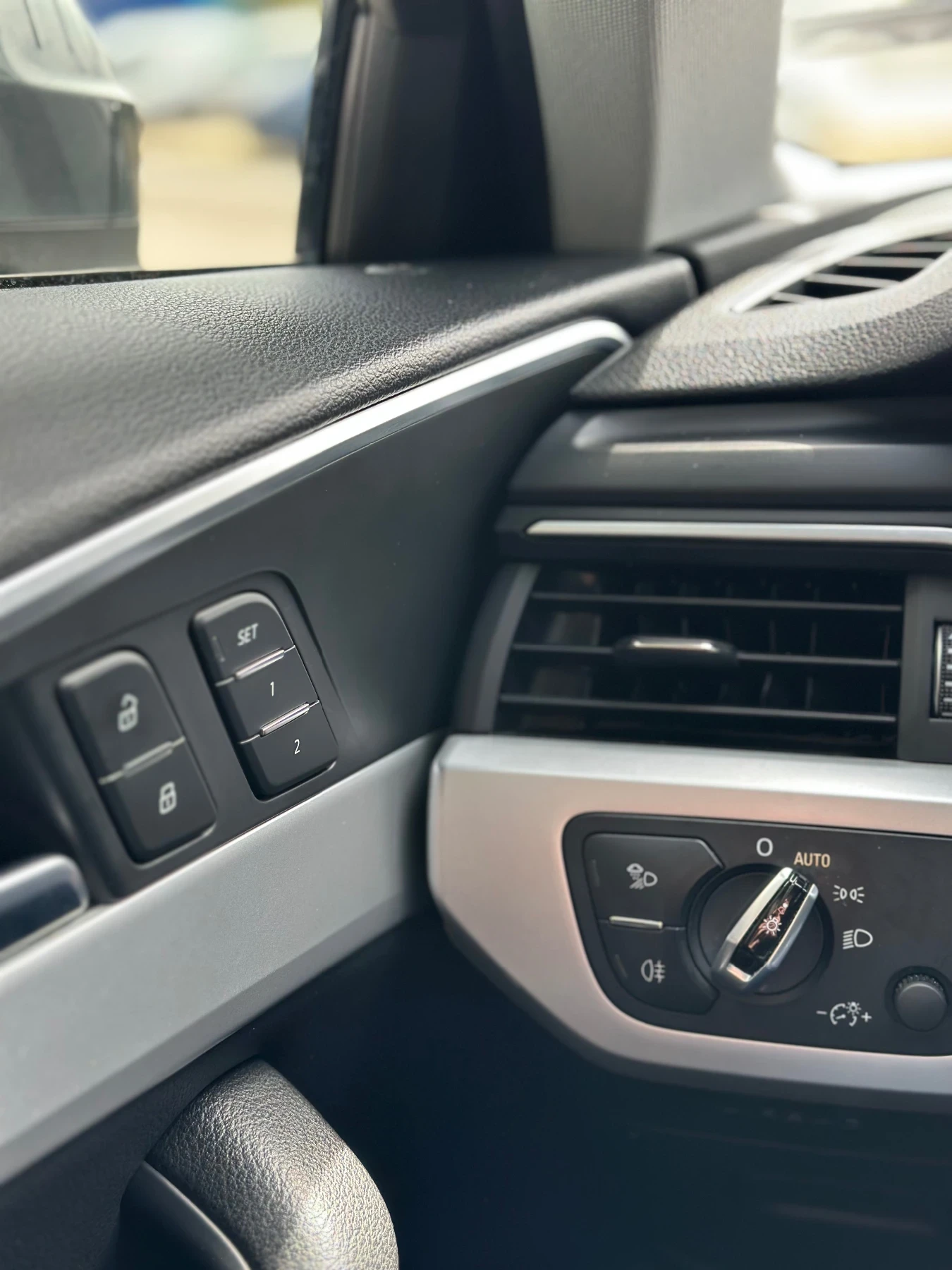 Audi A4 /QUATTRO/STRONIC/AMBIENTLIGHT/DYNAMIC | Mobile.bg   12