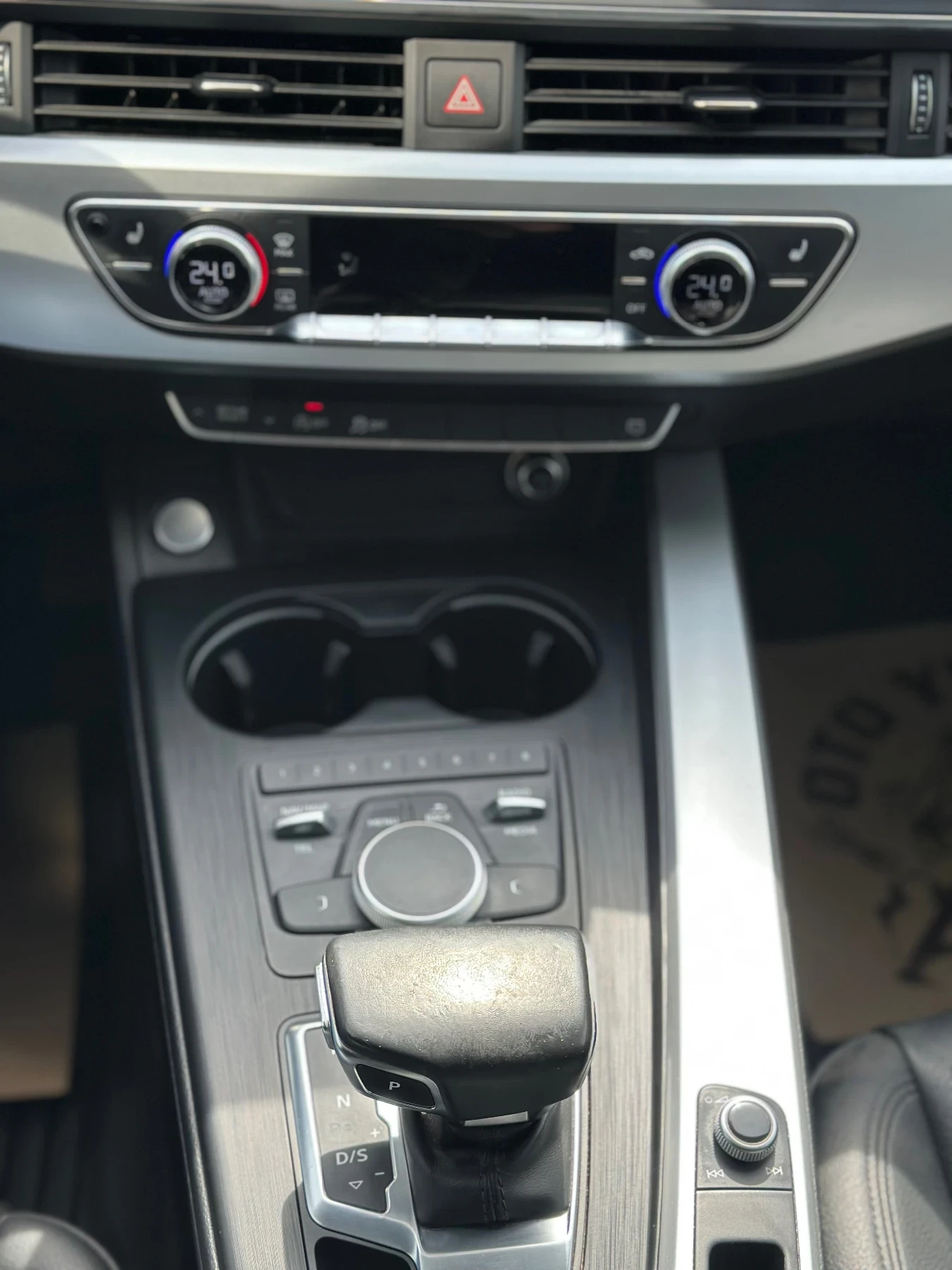 Audi A4 /QUATTRO/STRONIC/AMBIENTLIGHT/DYNAMIC | Mobile.bg   14