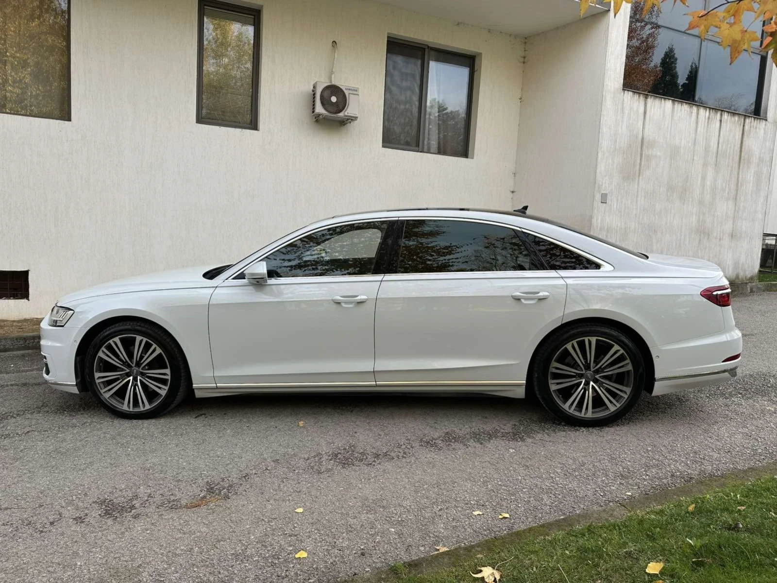 Audi A8 5.0TDI / LONG / MATRIX - изображение 4