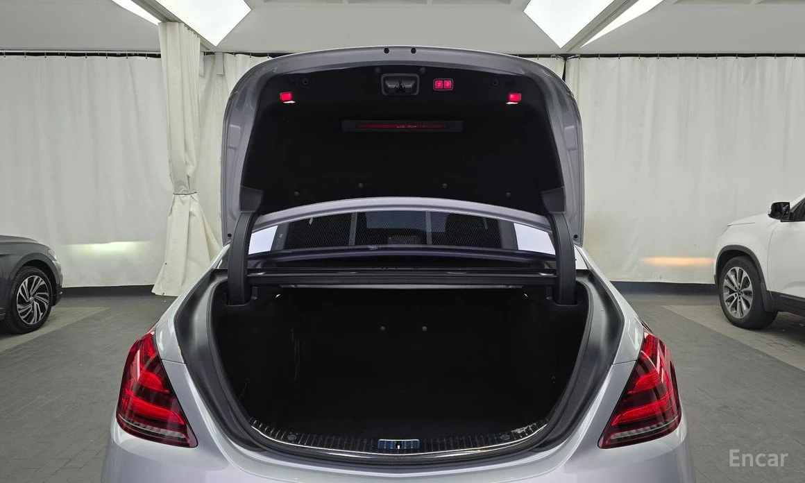 Mercedes-Benz S 560 4MATIC/LONG/360 VIEW/PANO/DRIVER ASSIST, снимка 6 - Автомобили и джипове - 53804692