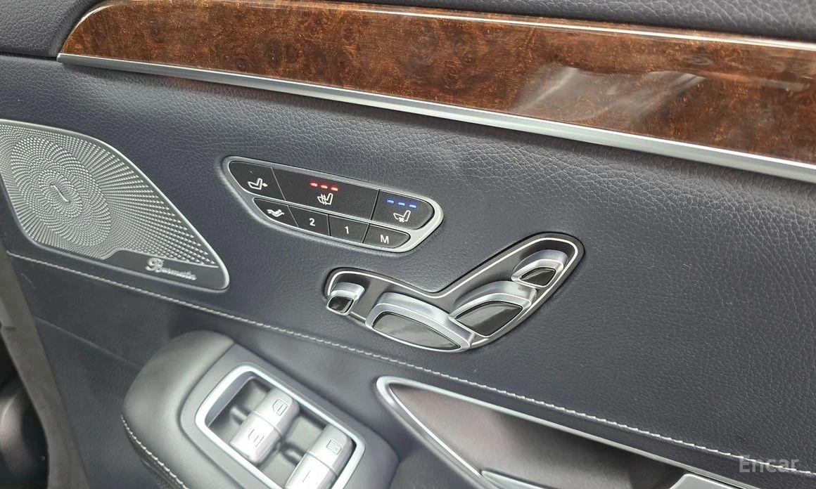 Mercedes-Benz S 560 4MATIC/LONG/360 VIEW/PANO/DRIVER ASSIST, снимка 16 - Автомобили и джипове - 53804692