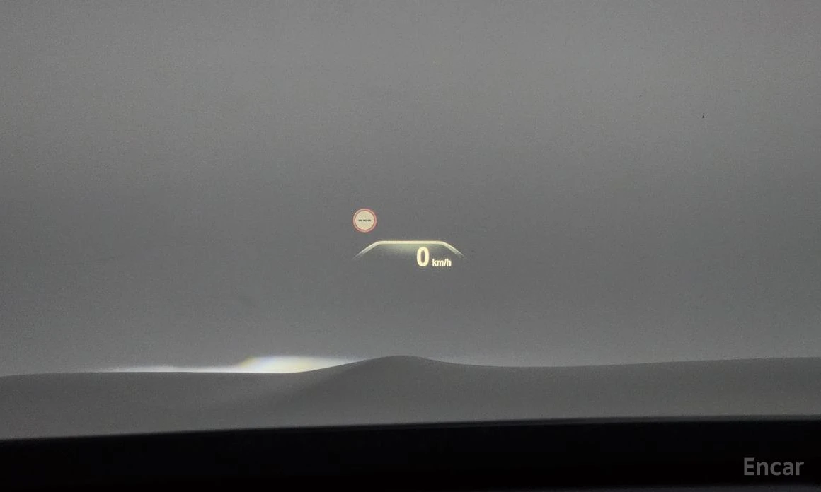 BMW 740 HEADUP* 360КАМЕРА* ЕКРАНИ* 4 ОБДУХВАНИЯ И ПОДГРЕВИ, снимка 17 - Автомобили и джипове - 54066821