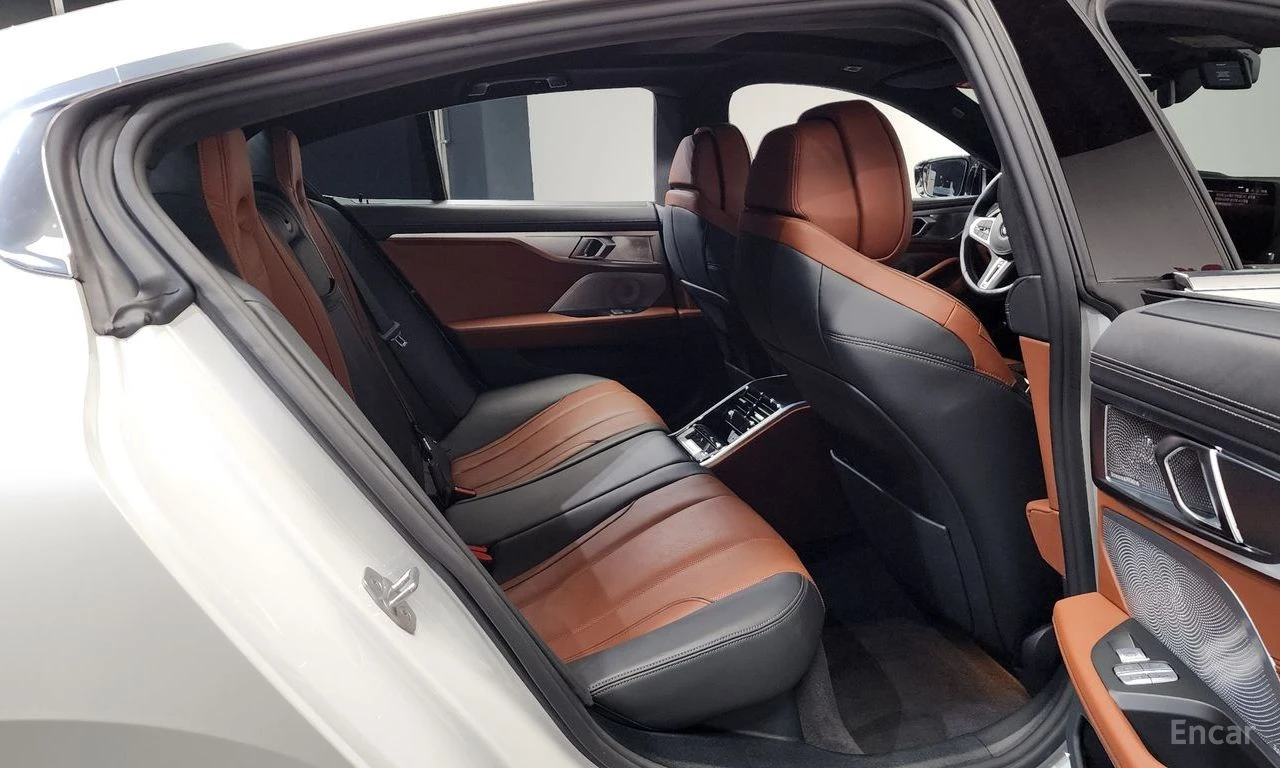 BMW 850 M* SPORT* XDRIVE* GRAN* COUPE* ОБДУХВАНЕ* , снимка 14 - Автомобили и джипове - 54726439