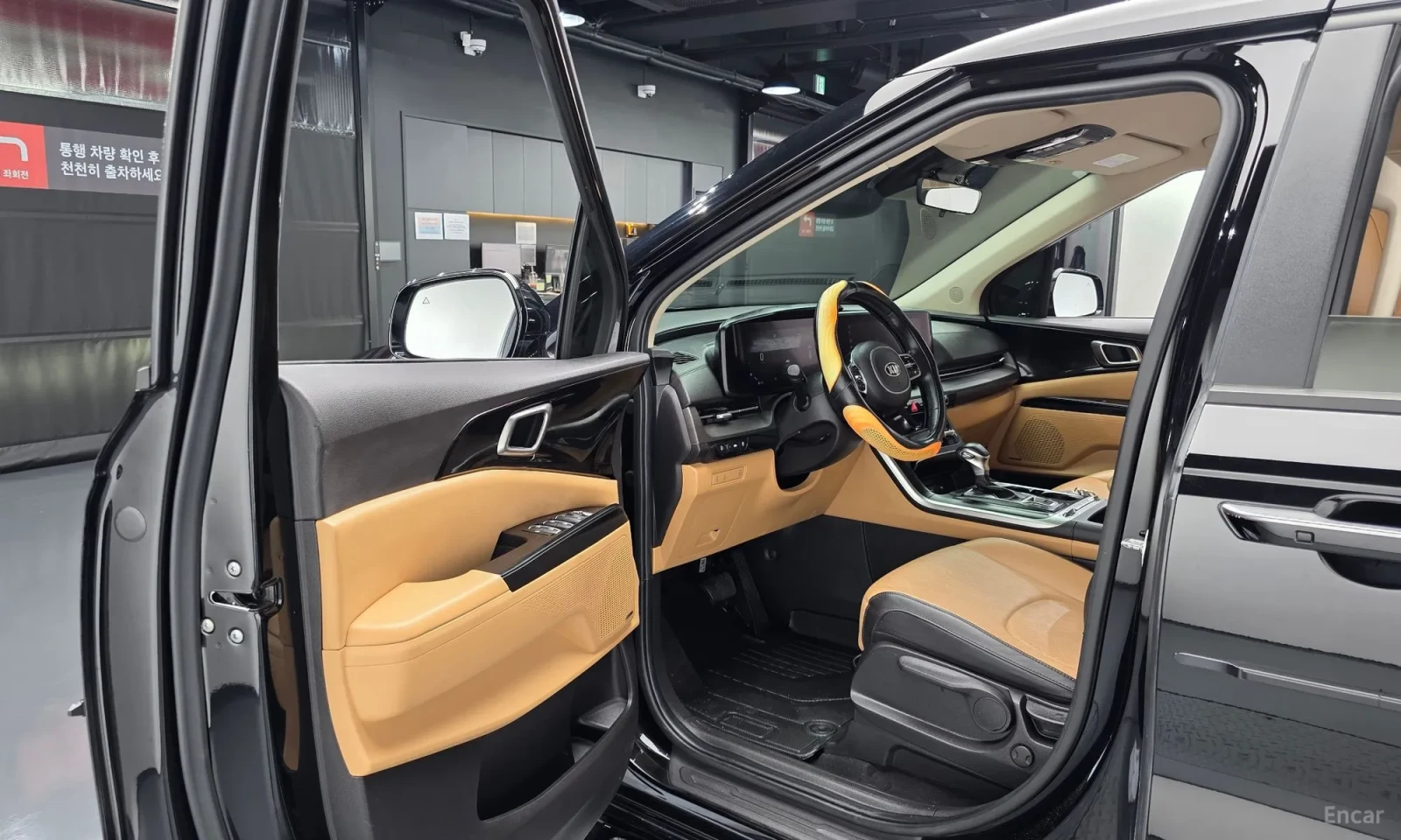 Kia Carnival 9SEATER* PRESTIGE* 60000KM!!!, снимка 10 - Автомобили и джипове - 55102624