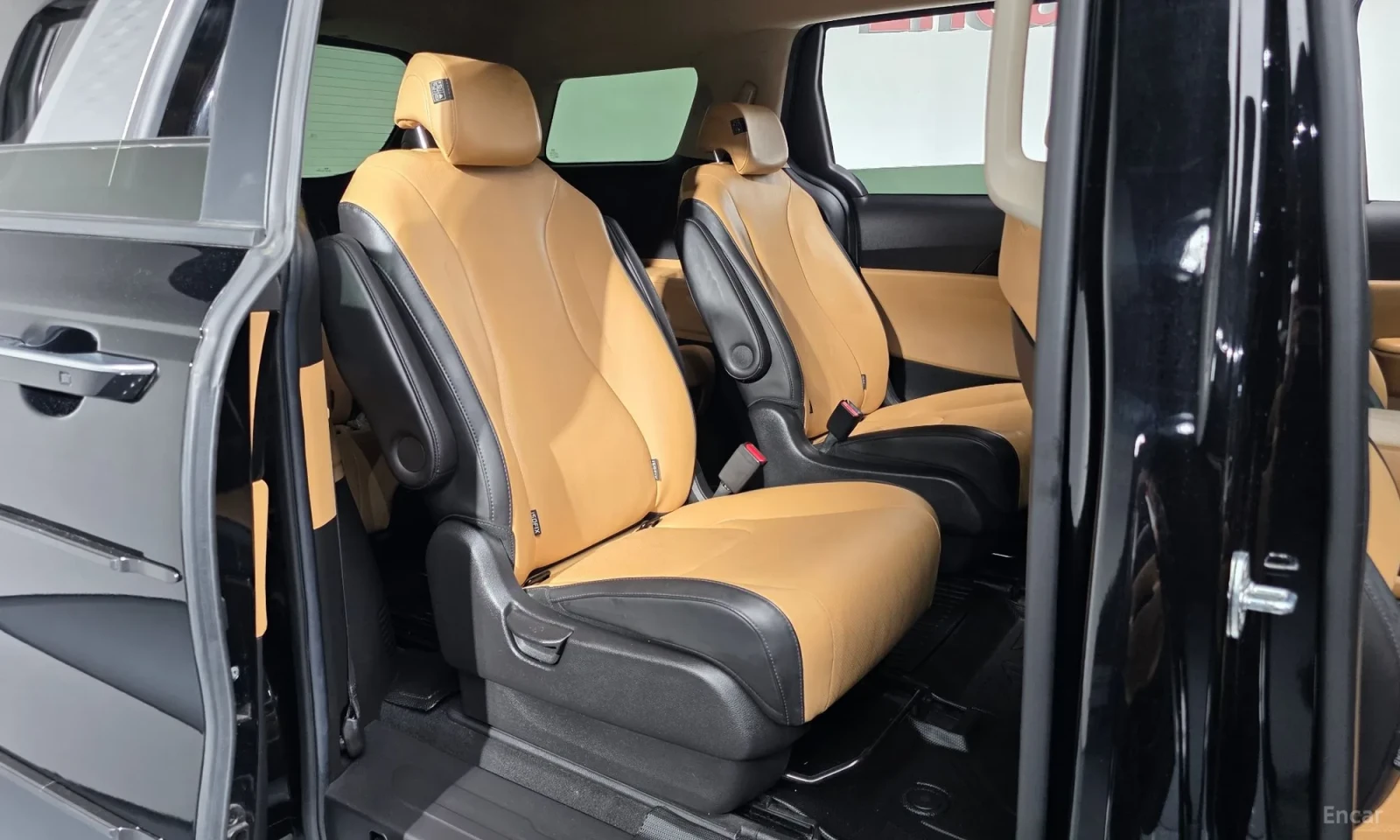 Kia Carnival 9SEATER* PRESTIGE* 60000KM!!!, снимка 11 - Автомобили и джипове - 55102624