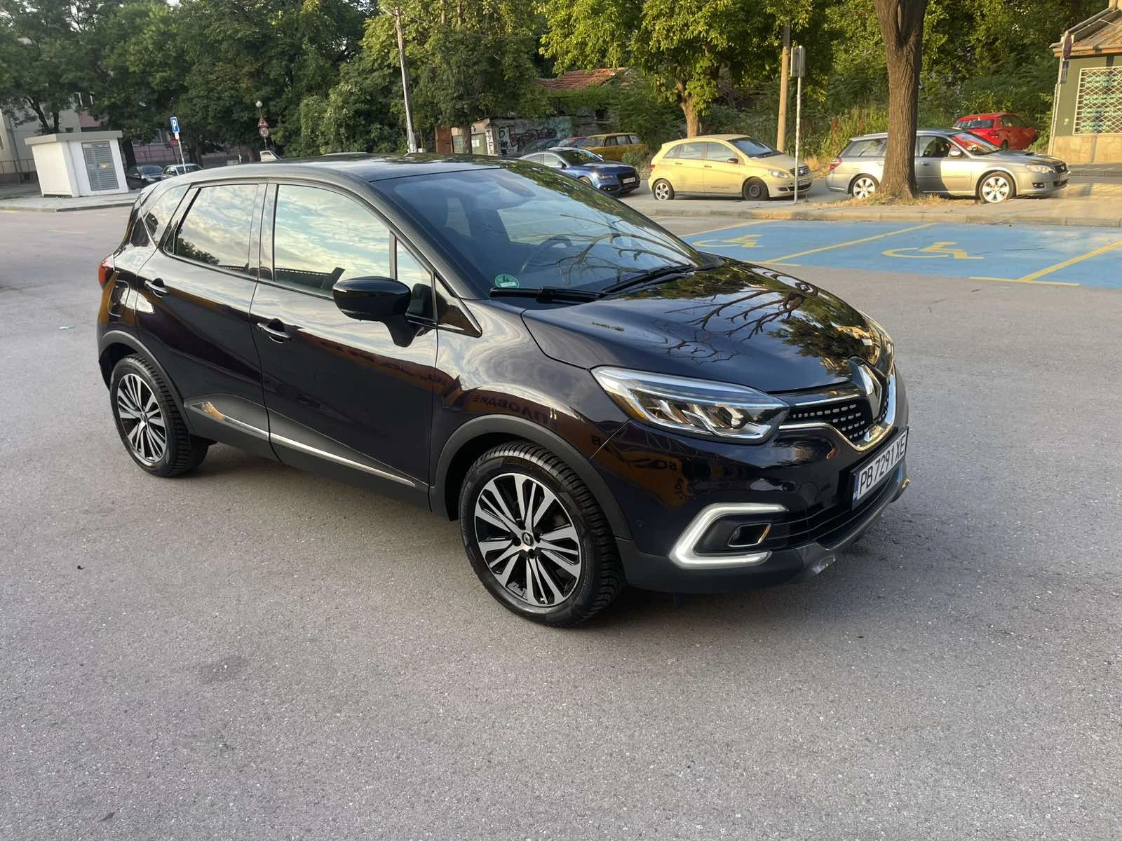 Renault Captur Initiale Paris 1.5 DCI Фейслифт, снимка 5 - Автомобили и джипове - 55198461