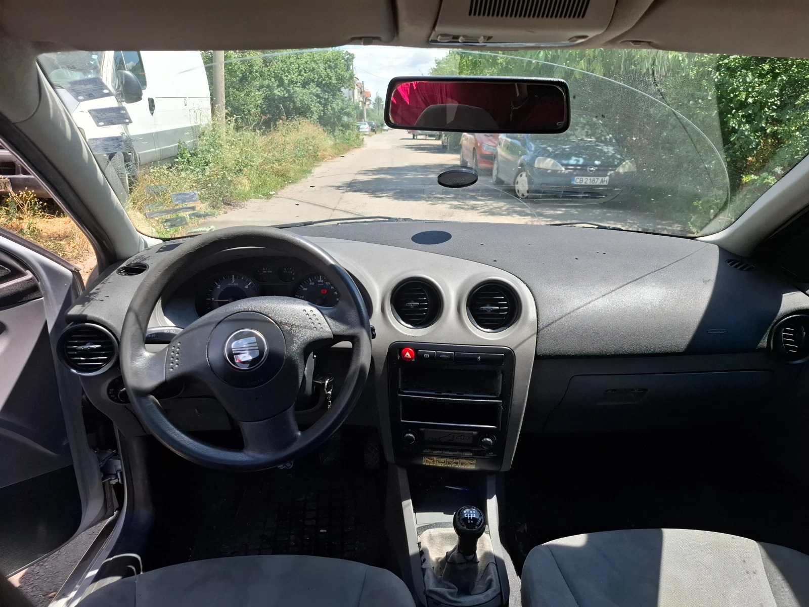 Seat Ibiza, снимка 9 - Автомобили и джипове - 55320268