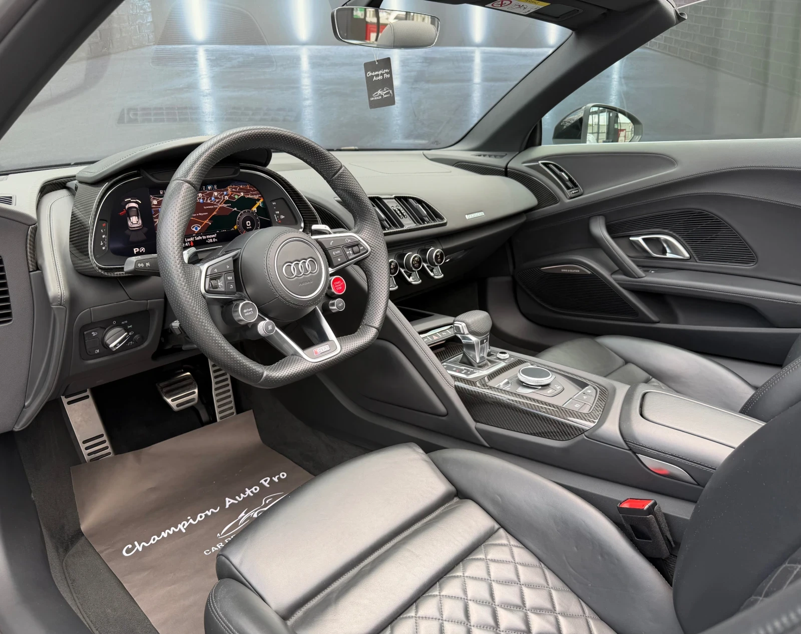 Audi R8 V10 SPYDER PERFORMANCE FULL CARBON CERAMIC, снимка 10 - Автомобили и джипове - 55403034