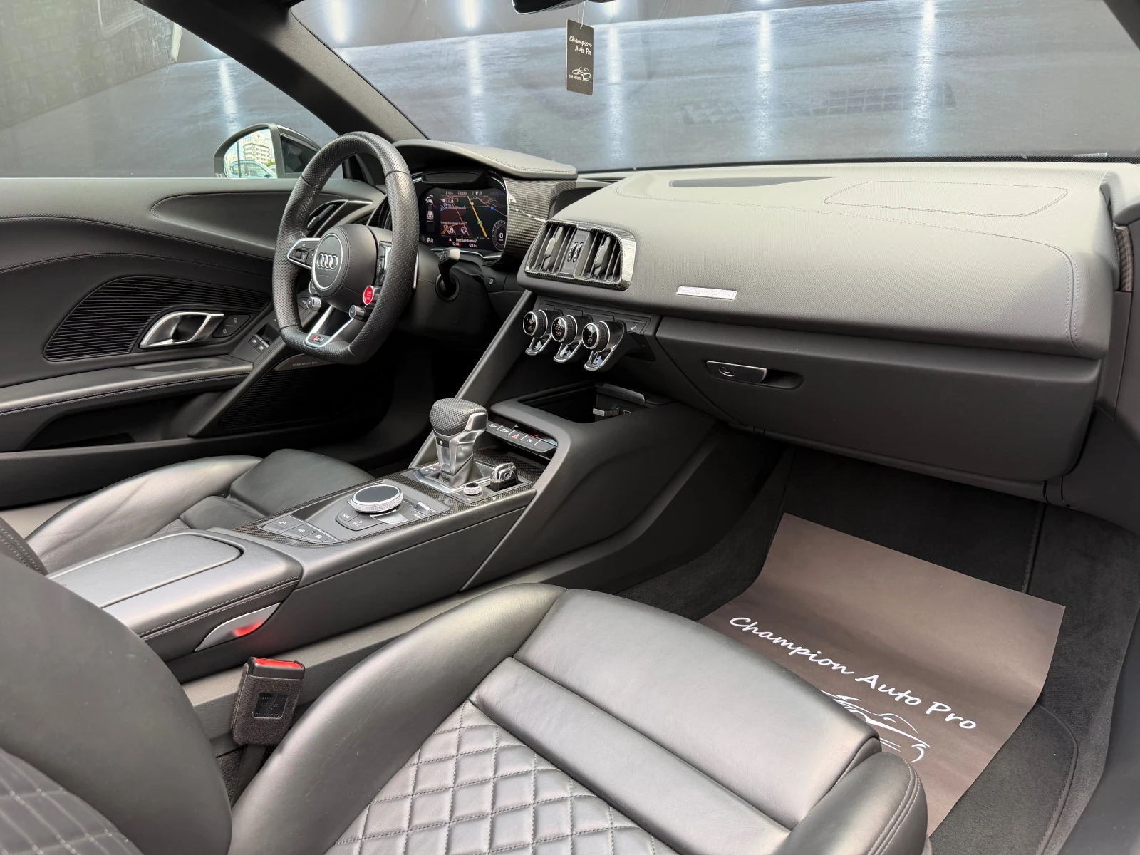 Audi R8 V10 SPYDER PERFORMANCE FULL CARBON CERAMIC, снимка 12 - Автомобили и джипове - 55403034