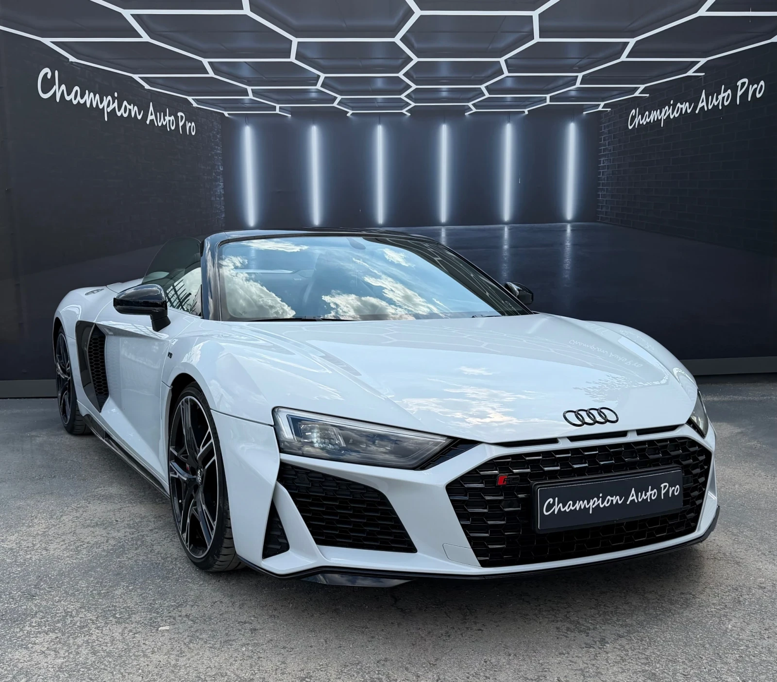 Audi R8 V10 SPYDER PERFORMANCE FULL CARBON CERAMIC, снимка 3 - Автомобили и джипове - 55403034