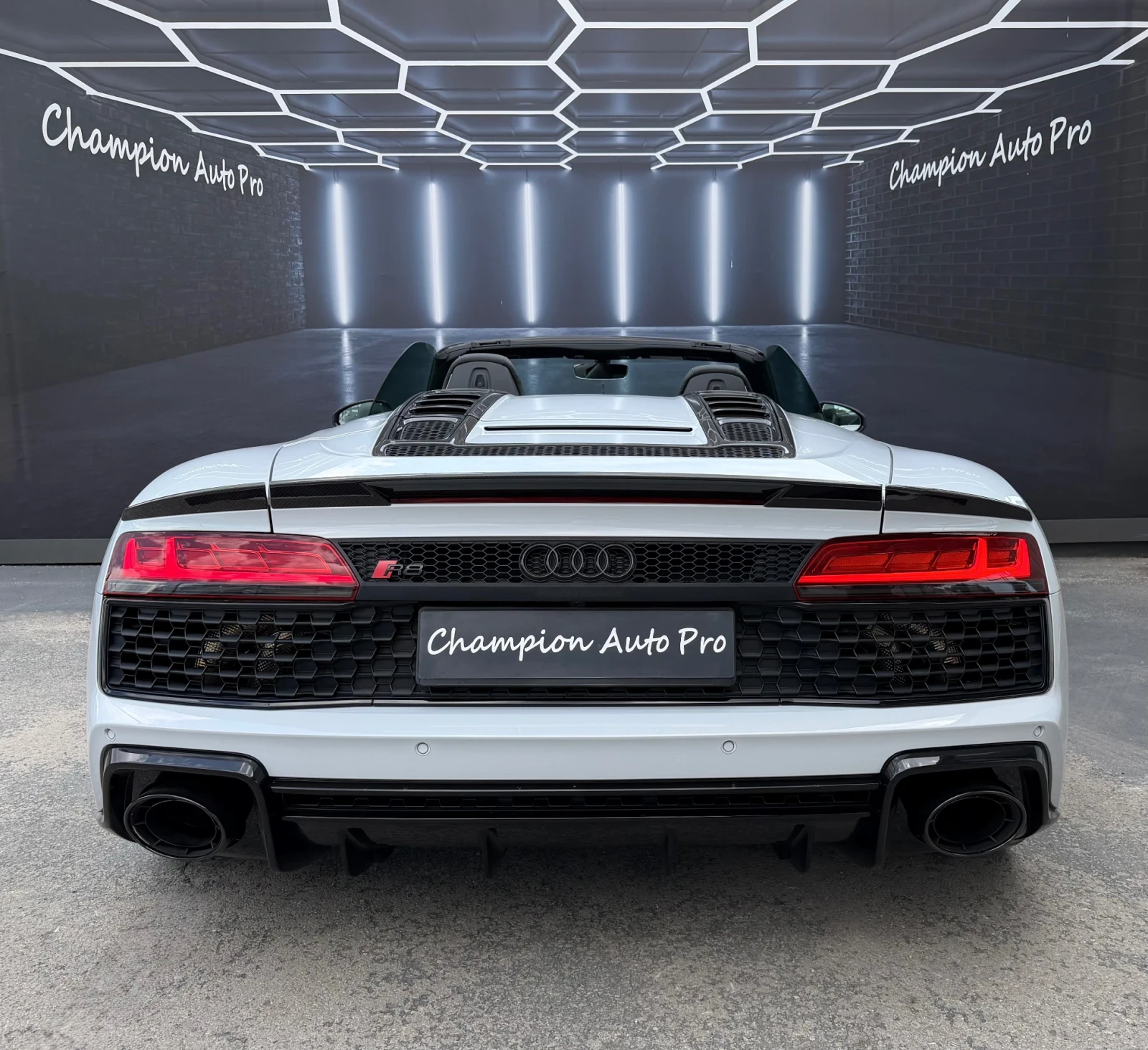 Audi R8 V10 SPYDER PERFORMANCE FULL CARBON CERAMIC, снимка 5 - Автомобили и джипове - 55403034